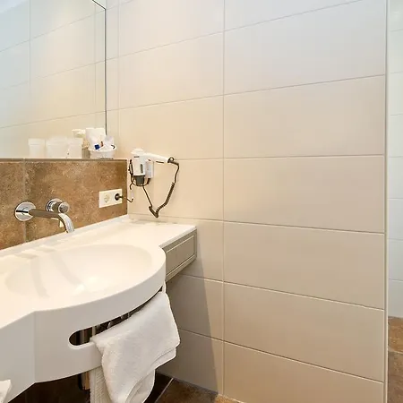 Hotel Baeren 3*